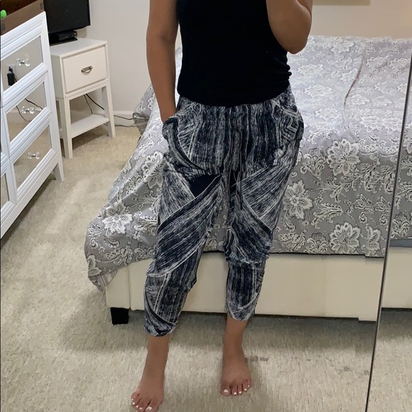lululemon athletica Pants - Lululemon joggers!